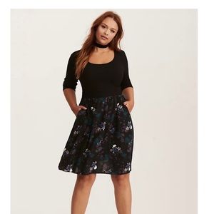 Torrid Black Floral 3/4 Sleeve Skater Dress